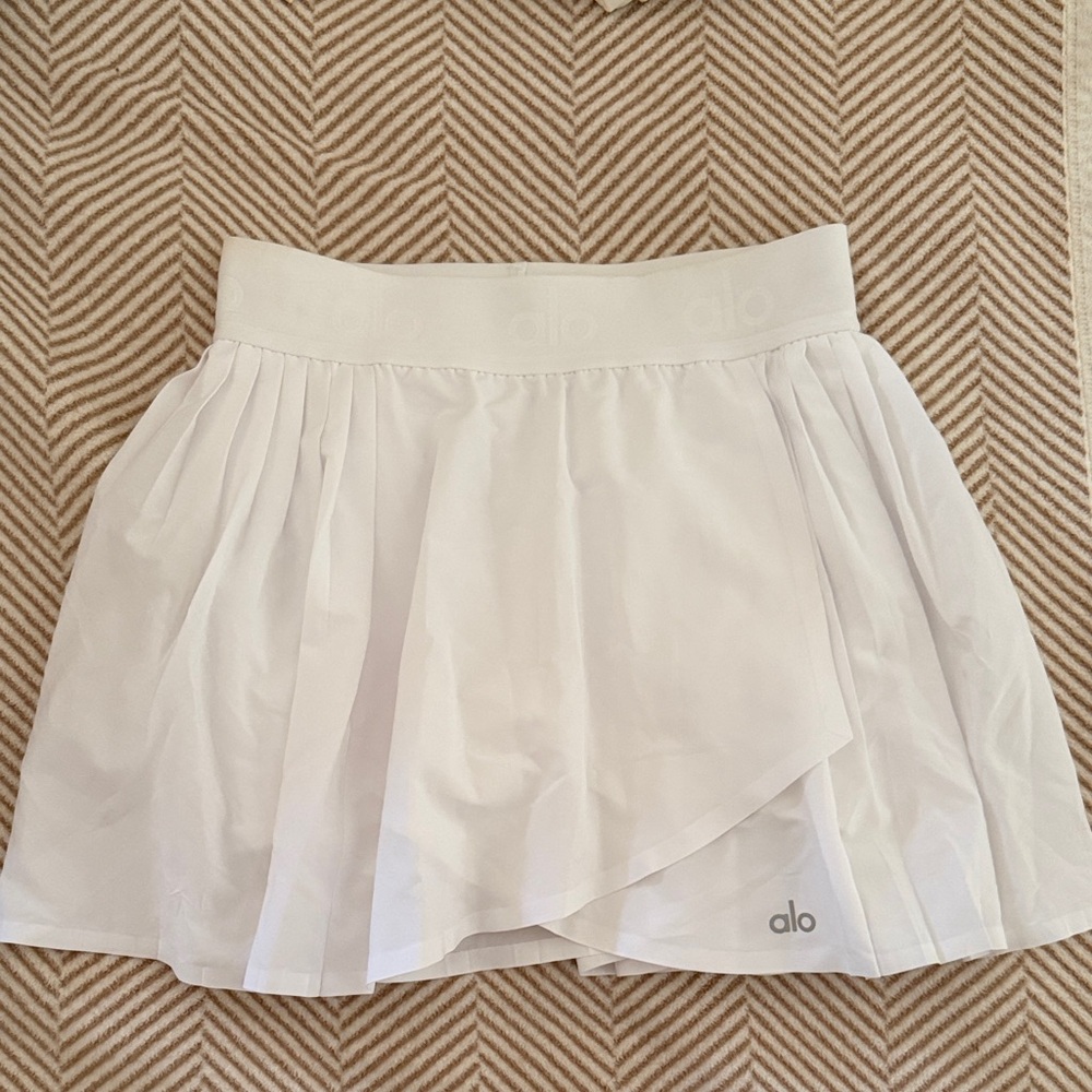 ALO Yoga White Mini Skirt